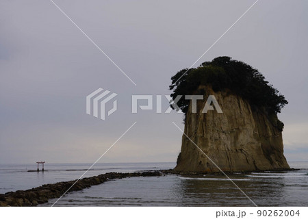 見附島 能登半島 珠洲 軍艦島 見附島 能登半島 珠洲 軍艦島 90262004