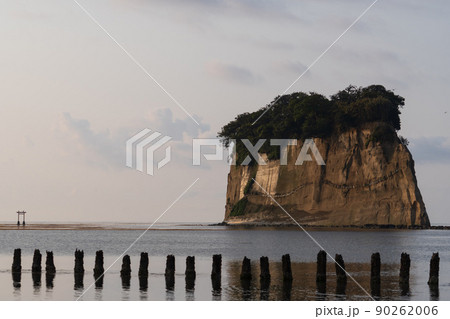 見附島 能登半島 珠洲 軍艦島 見附島 能登半島 珠洲 軍艦島 90262006