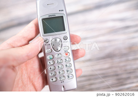 ガラケーとスマホ -電話回線の乗り換え- 90262016