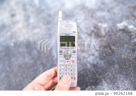 ガラケーとスマホ -電話回線の乗り換え- 90262166