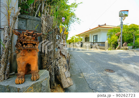 沖縄　北中城村大城周辺の風景　 90262723