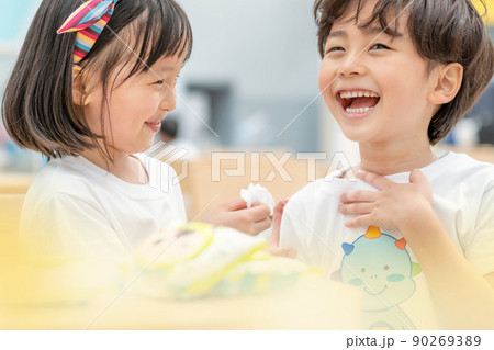 子供 男女 友達 90269389