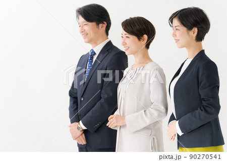 働く人々 白背景 働く人々 白背景 90270541