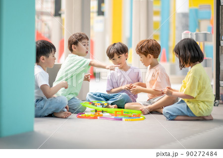 子供 友達 友人 90272484