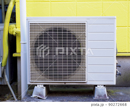 エアコンの室外機 エアコンの室外機 90272668
