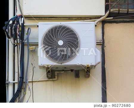 エアコンの室外機 エアコンの室外機 90272680