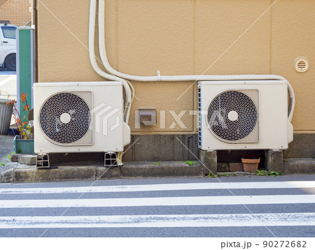 エアコンの室外機 エアコンの室外機 90272682