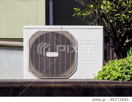 エアコンの室外機 エアコンの室外機 90272683