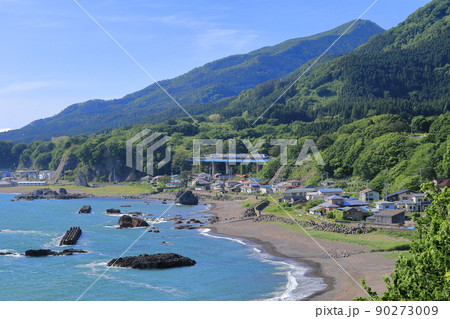 五能線第二小入川橋梁を通過する「青池」 五能線第二小入川橋梁を通過する「青池」 90273009