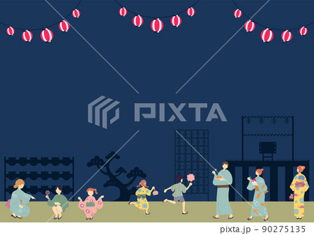 夏祭りを楽しむ人達 90275135