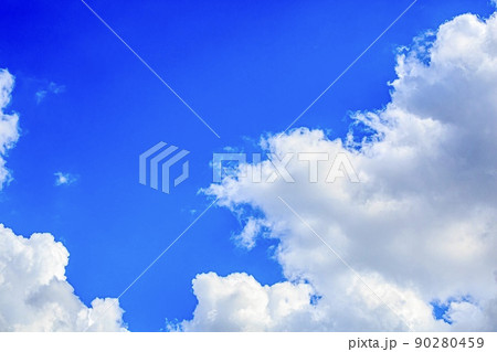 青空と白い雲 青空と白い雲 90280459