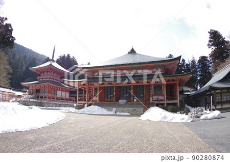 比叡山　延暦寺　法華総持院東塔　雪景色 90280874