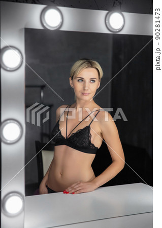 Portrait of a sexy blonde Portrait of a sexy blonde 90281473