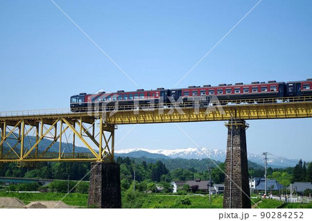 磐越西線一ノ戸川橋梁を渡るSLばんえつ物語 90284252