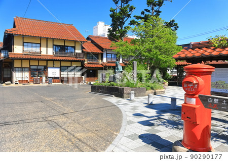 【鳥取県】晴天の倉吉白壁土蔵群 【鳥取県】晴天の倉吉白壁土蔵群 90290177