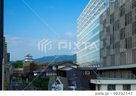 小田原駅前より小田原城を望む 小田原駅前より小田原城を望む 90292547