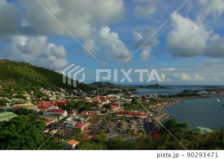 セントマーチン島の朝 90293471