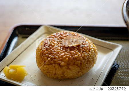 にんにく焼きおにぎり（青森県） 90293749