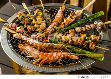 アウトドア料理 Outdoor lunch at the cottage アウトドア料理 Outdoor lunch at the cottage 90295567