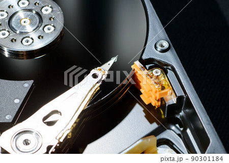 HDDドライブ　HDDドライブの内部、分解写真 90301184
