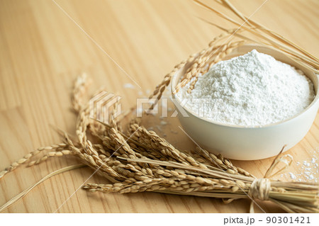 米粉と稲　米粉のイメージ素材 90301421