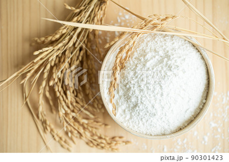 米粉と稲 米粉のイメージ素材 米粉と稲 米粉のイメージ素材 90301423