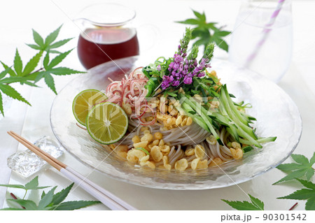 冷やしたぬきそば 冷やしたぬき蕎麦 冷やしたぬきそば 冷やしたぬき蕎麦 90301542