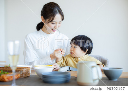 ファミリー 食卓 ファミリー 食卓 90302197