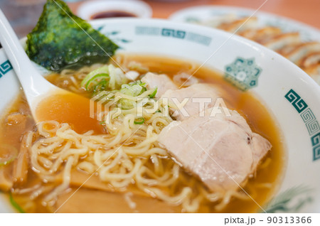 醤油ラーメン 90313366