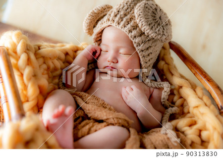 新生児 ニューボーンフォト 新生児 ニューボーンフォト 90313830