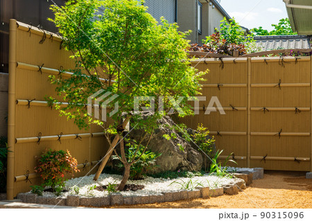 綺麗な和風庭園　外構 90315096