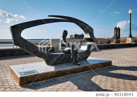 Monument installed on Arrecife seafront of Lanzarote 90318043