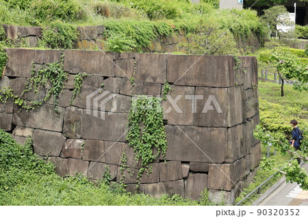 紀尾井町の旧赤坂門跡 紀尾井町の旧赤坂門跡 90320352