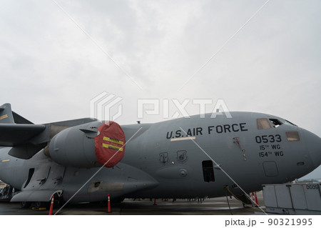 アメリカ空軍　C-17　横田基地 90321995