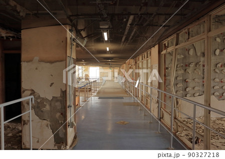 震災遺構 浪江町の請戸小学校跡 90327218