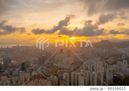 the cityscape of Kwoloon Peninsula, hong kong 29 May 2022 the cityscape of Kwoloon Peninsula, hong kong 29 May 2022 90336022