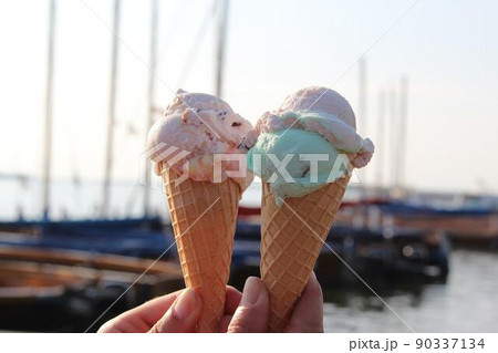 アイス　夏　船 90337134