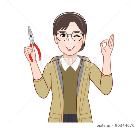 マウンテンパーカーを着たアクティブな女性 マウンテンパーカーを着たアクティブな女性 90344070