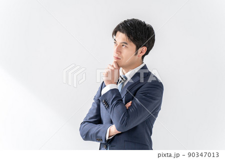 ビジネス 男性 悩む 考える ビジネス 男性 悩む 考える 90347013