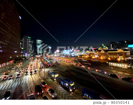 韓国｜ソウル駅・夜景 90350141