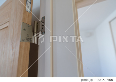建具の蝶番 90351460