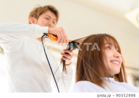ヘアサロン 90352998