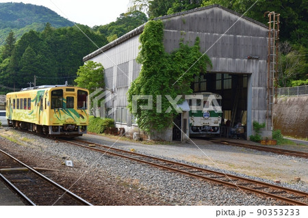 錦町駅の錦川清流線　山口 90353233