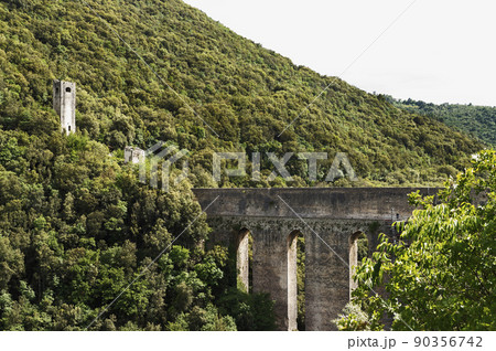 Medieval Ponte delle Torri , Spoleto , Italy Medieval Ponte delle Torri , Spoleto , Italy 90356742