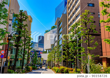 東京 渋谷区の都市風景 公園通り沿いのビル 東京 渋谷区の都市風景 公園通り沿いのビル 90358726