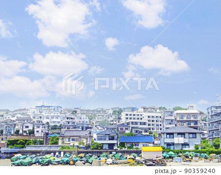 神戸の街風景 塩屋の街並み 漁港より 90359240