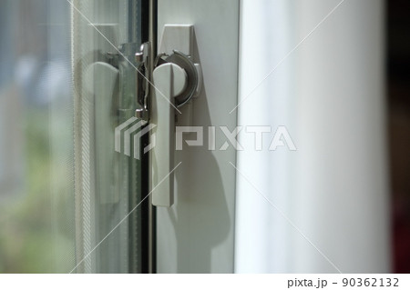 吐き出し窓の鍵 吐き出し窓の鍵 90362132