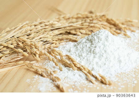 米粉と稲穂 米粉のイメージ素材 米粉と稲穂 米粉のイメージ素材 90363643