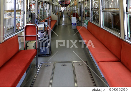 電車 電車 90366290