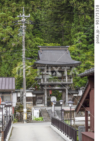 郡上八幡　大乗寺山門（鐘楼門） 90375358